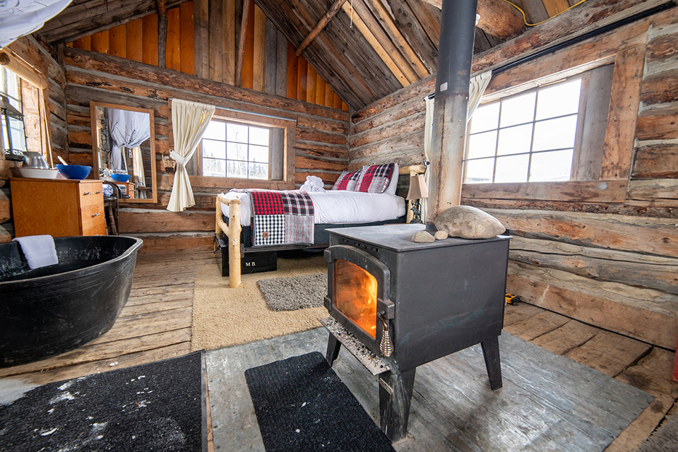 Mount Logan EcoLodge