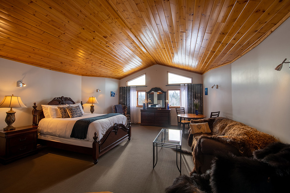 Mount Logan EcoLodge