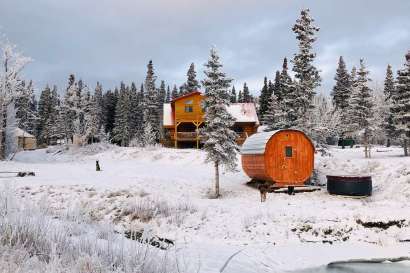 Mount Logan EcoLodge